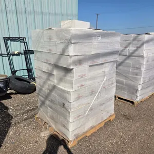 Pallet of 12 x 750 mL Glass Jars
 UNRESERVED