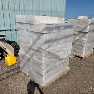 Pallet of 12 x 750 mL Glass Jars
 UNRESERVED
