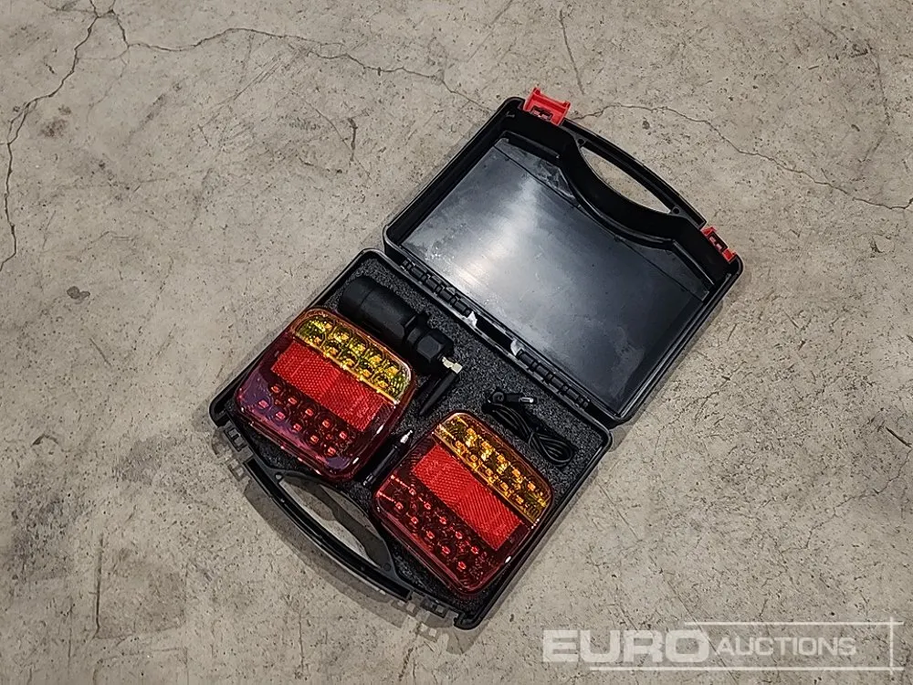 Unused Wireless Magnetic Trailer Lights