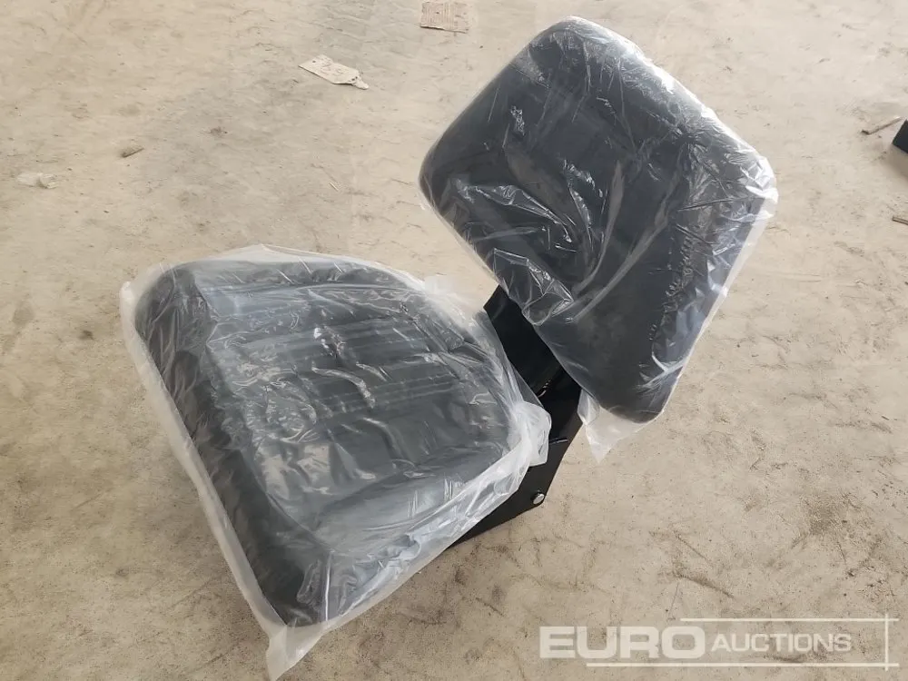 Unused Tractor Seat (Black)