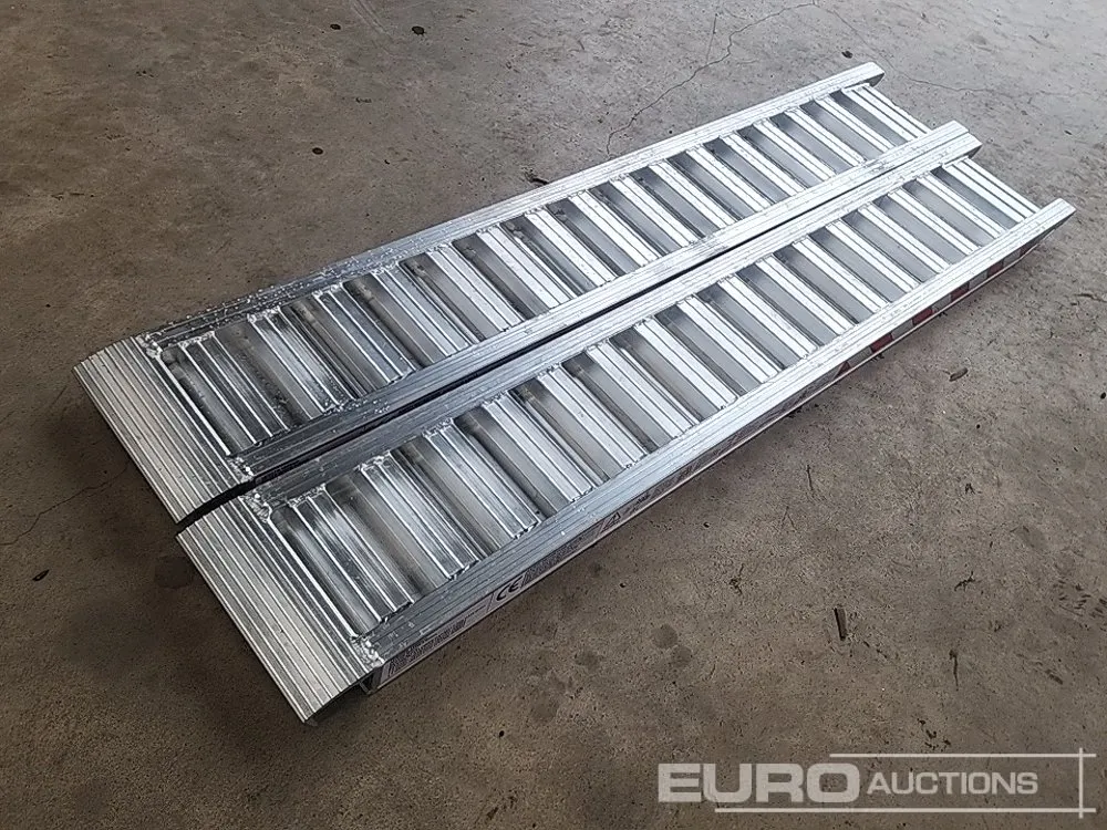 Unused 1900x130x82 Aluminum Trailer Ramps (2 of)