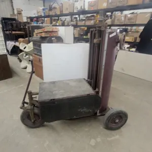P.R. Richardson Co. Film and TV Cameraman's Rolling Adjustable-Height Platform