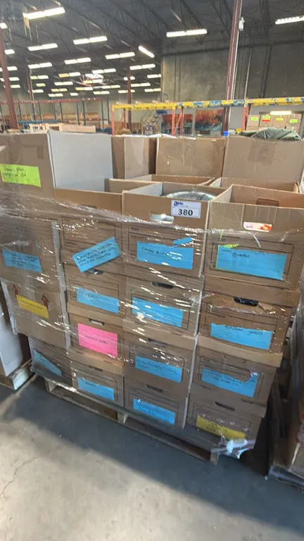 ONE PALLET OF ASSORTED GENERAL HOUSEHOLD ITEMS