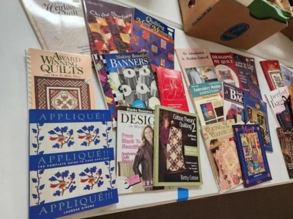 Nice Quilting & Sewing Books & Patterns
