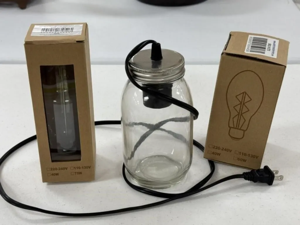Fruit Jar Lamp and Light Bulbs
