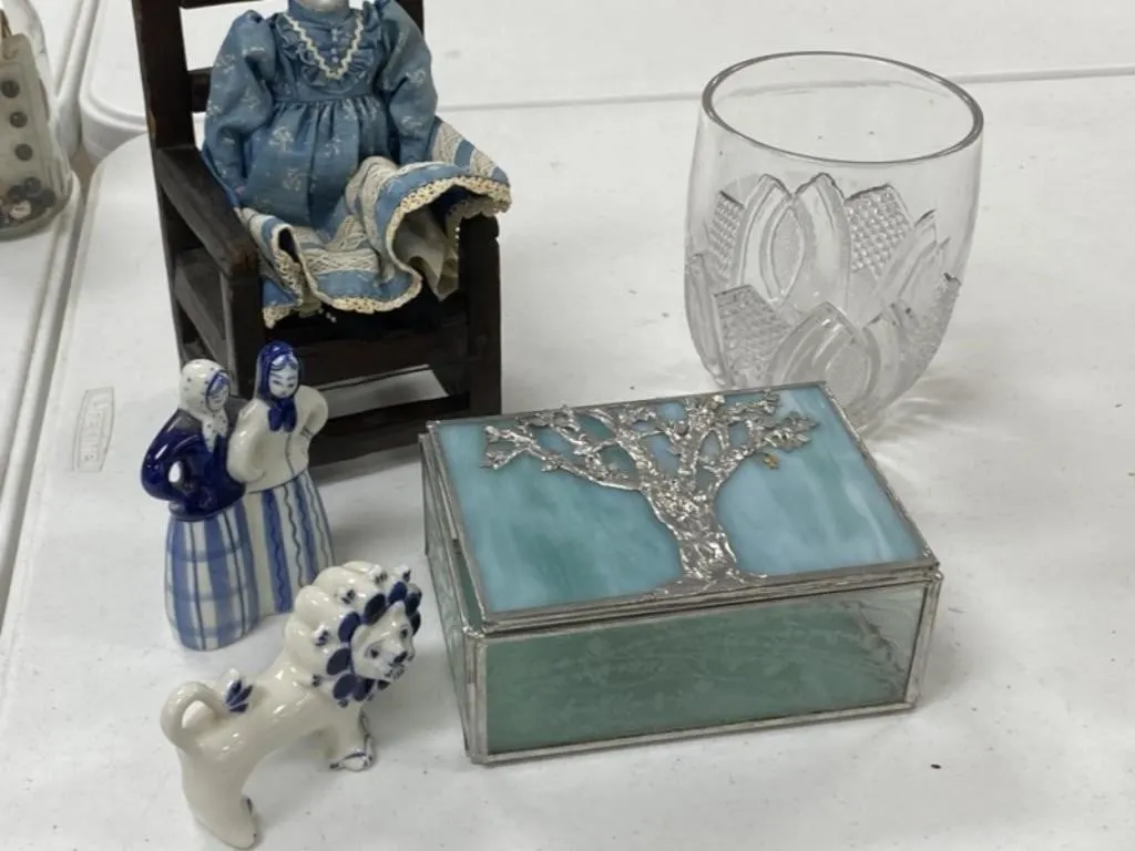 Dresser Box and Home Decor