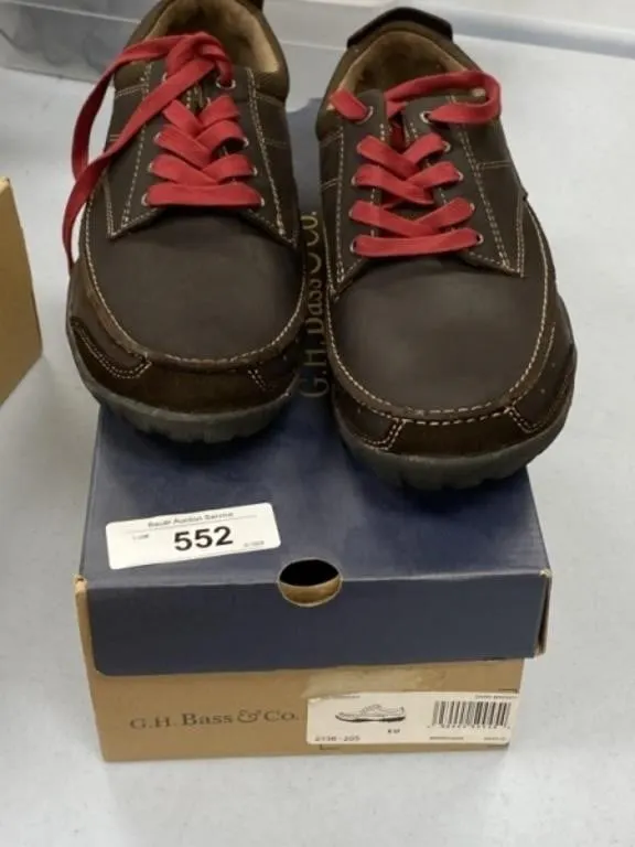 Size 8 Bass Shoes