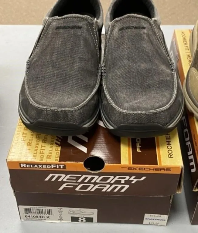Size 8 Skechers