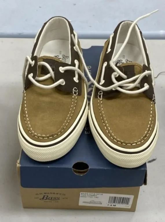 Size 7 1/2 Bass Loafers
