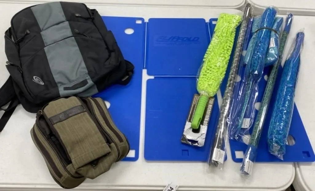 Backpacks, Cleaning Duster