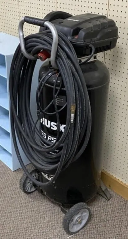Husky 20 gal Portable Air Compressor