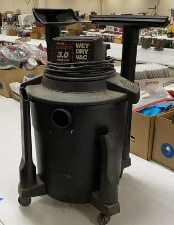 8 gal Shop Vac