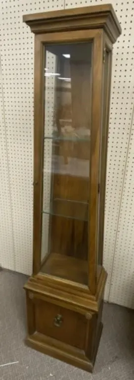 5 1/2' Curio Cabinet