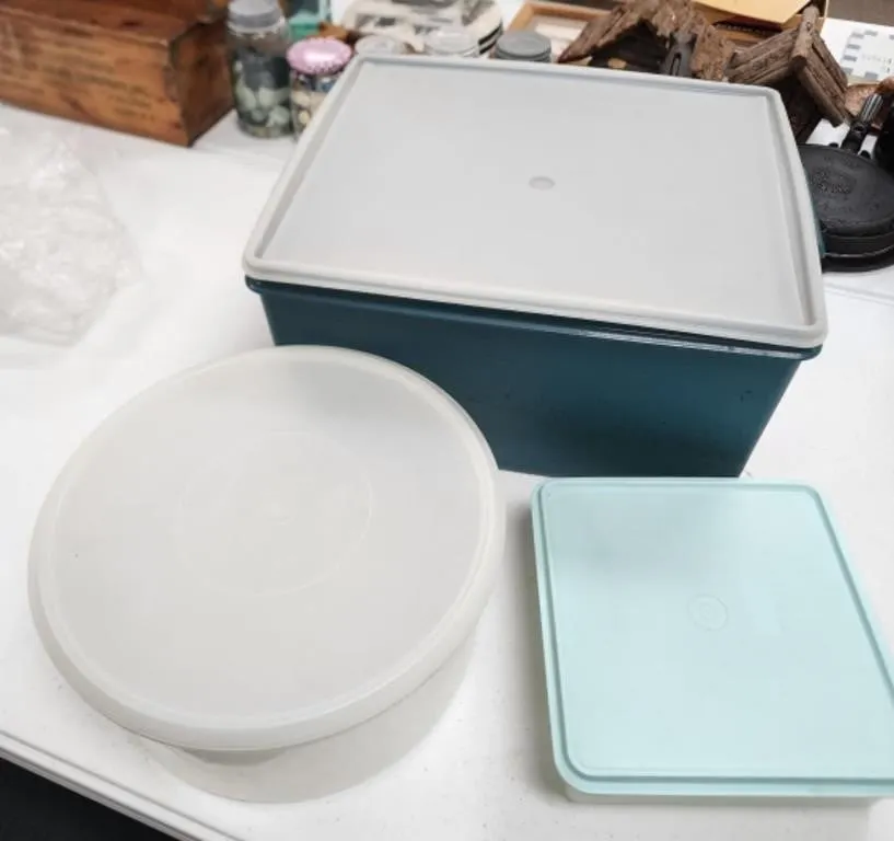 3 Pc. Tupperware