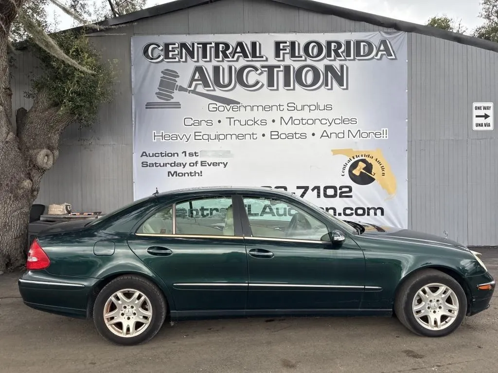 2003 Mercedes- E-Class E 320
