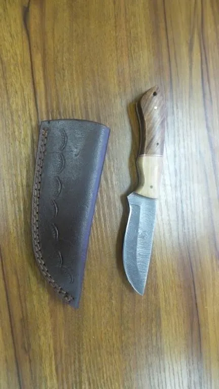 Custom Damascus Steel Hunting Knife & Sheath