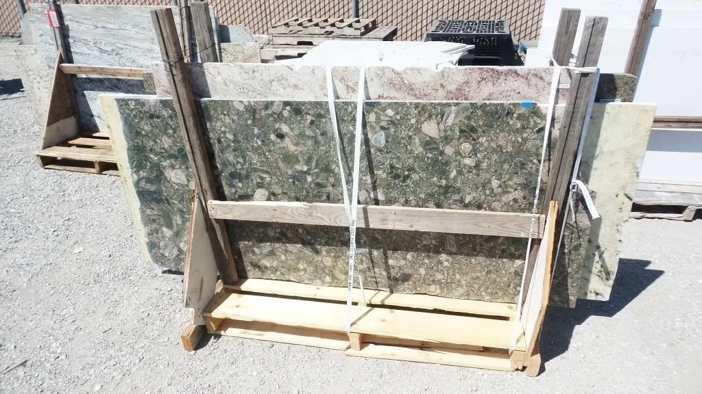 Assorted Granite Countertop Slabs & Remnants
