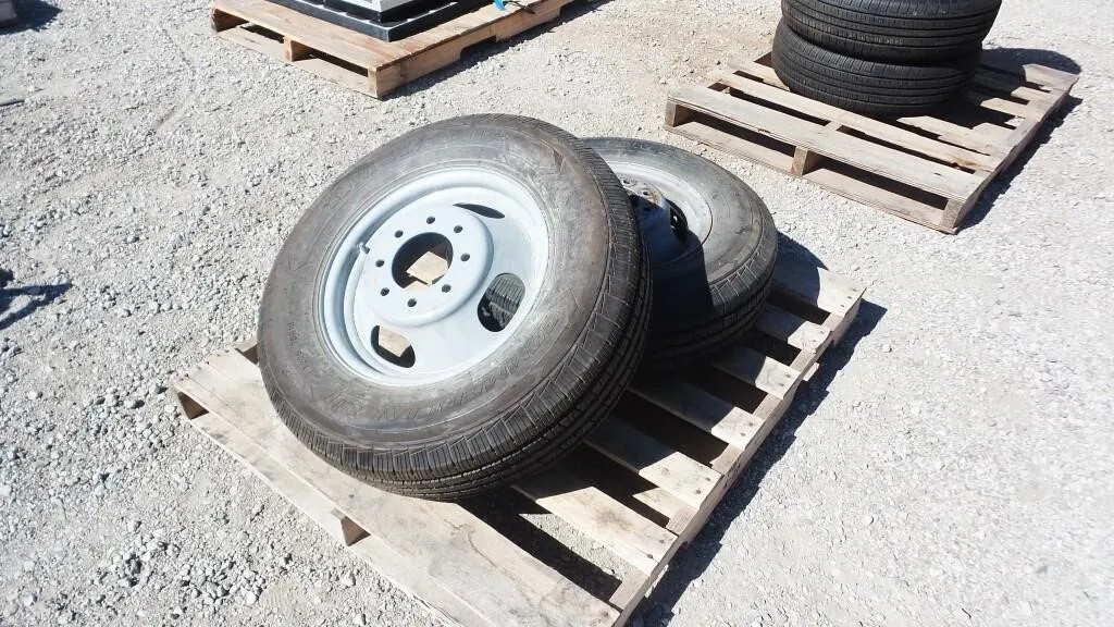 Pair LT225/75R16 Tires & 8-Lug Wheels