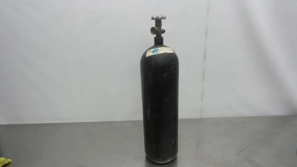 Airgas Compressed Nitrogen Gas Cylinder UN1066