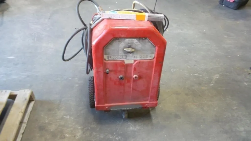 Lincoln AC-225-S 225A Stick Welder