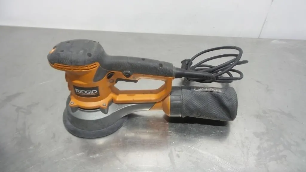 Ridgid R2611 6-Inch Random Orbit Sander