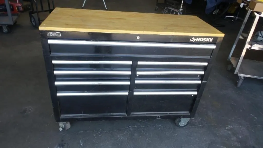 Husky 9-Drawer Rolling Tool Workbench
