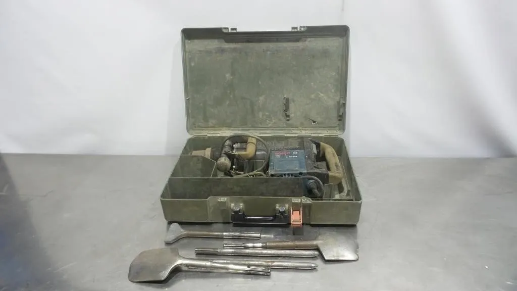 Bosch 11316EVS SDS-Max Demolition Hammer Kit