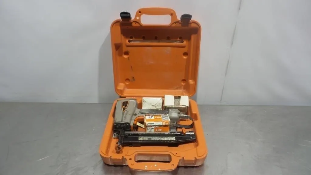 Paslode T250-F16 16-Ga Finish Nailer Kit