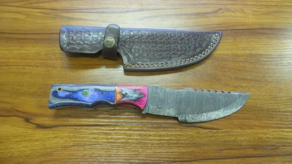 Custom-Style Fixed Blade Hunting Knife