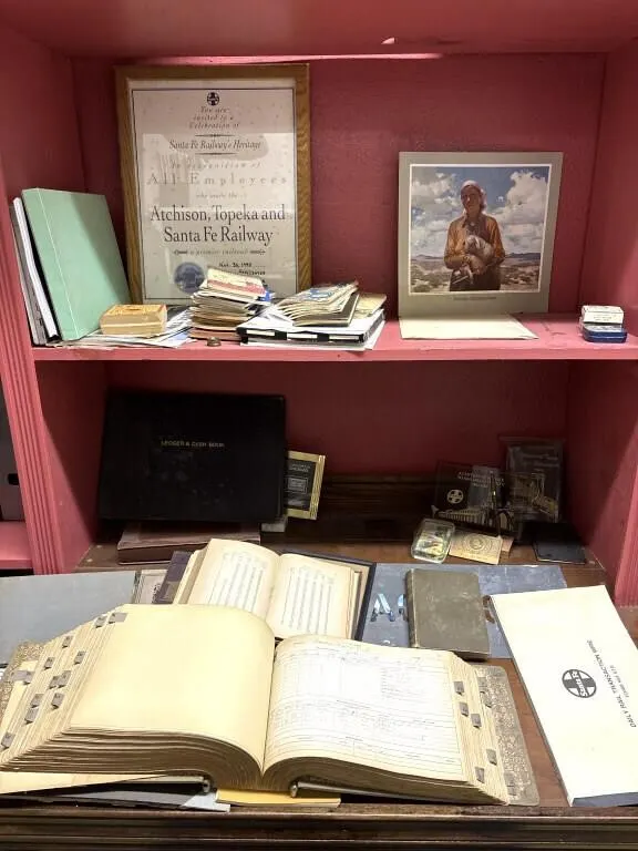 Railroad Records, Desk Decor & More