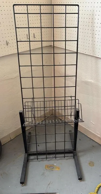 Wire Display Rack 18"x51"