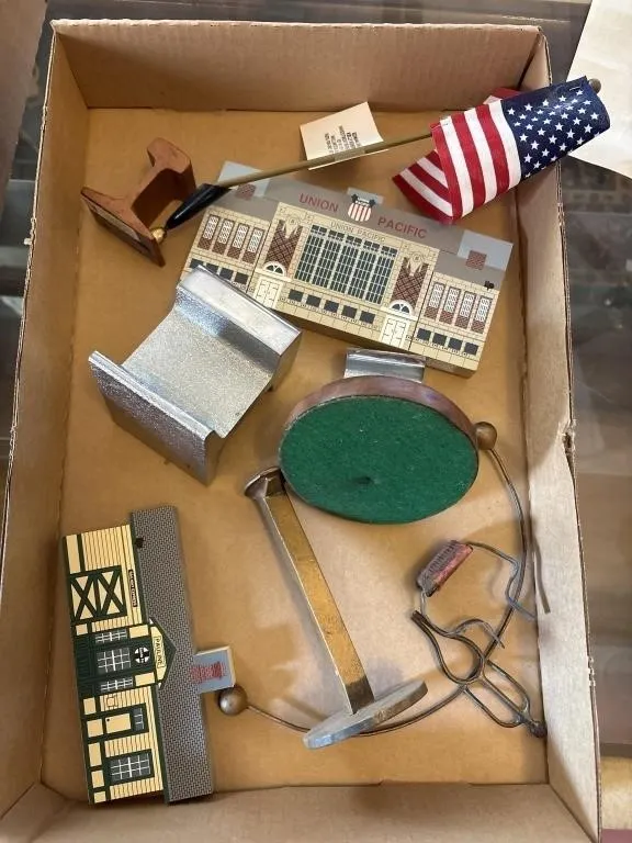 Railroad Desk Paper Weights & Decor