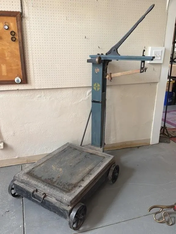 Antique Fairbanks Santa Fe Freight Scale
