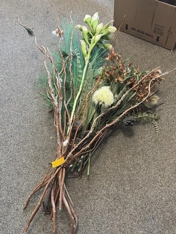Artificial Decor