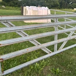 Gate
