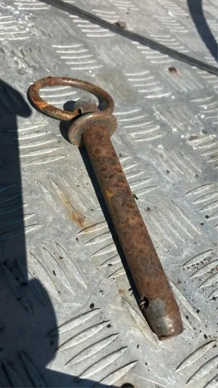 Hitch pin