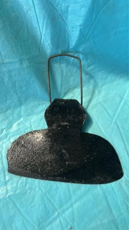 Broad axe