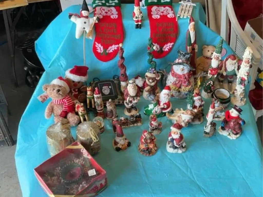 Assortment of Christmas decor