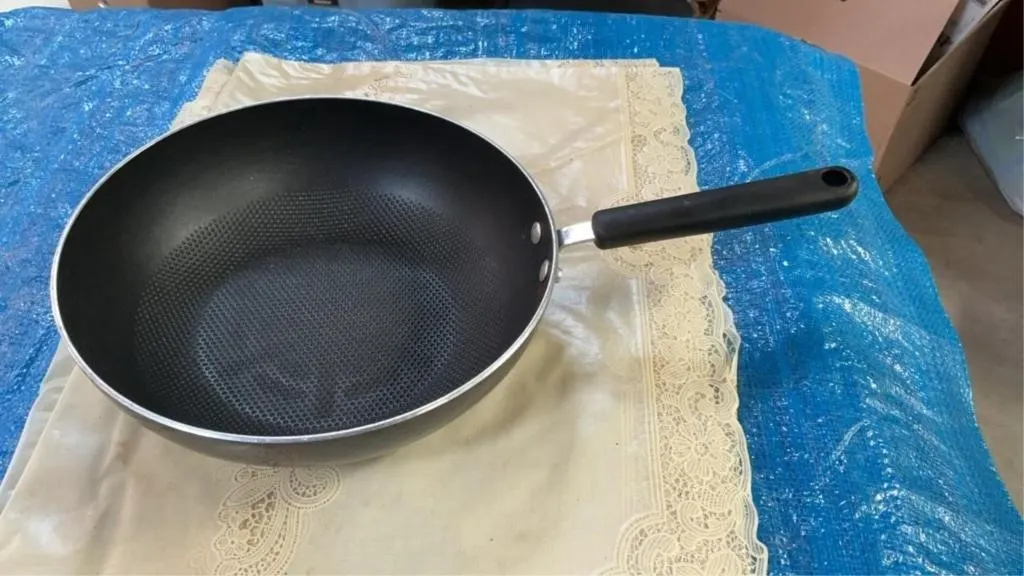 Frying pan
