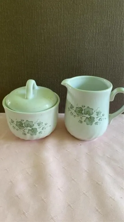 Corelle cream and sugar