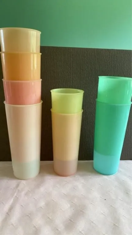 Tupperware cups