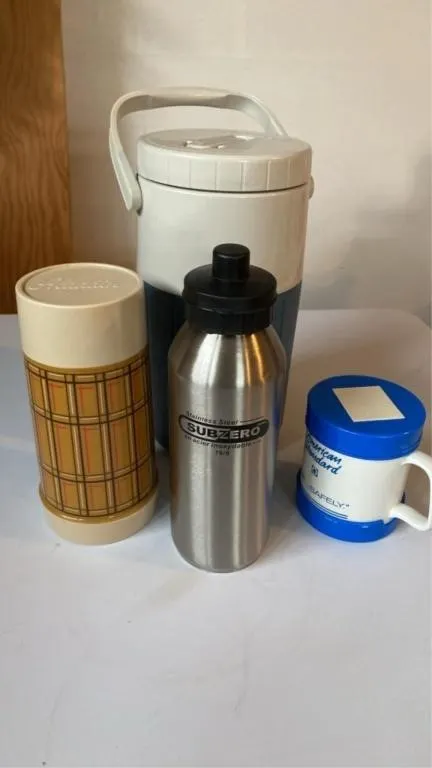 Thermos, water bottle, travel mug