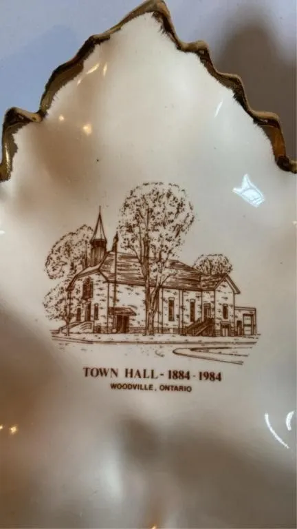 Commemorative dish