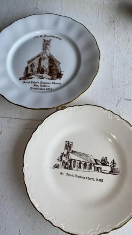 2 Plates
