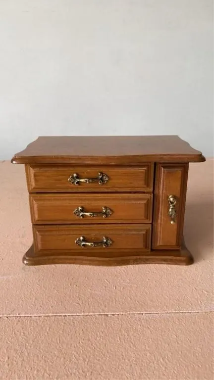 Jewelry Box