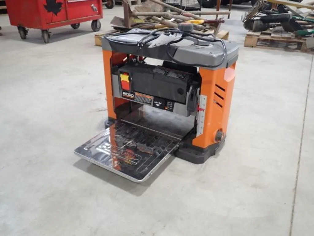 Ridgid 13 In. Portable Planer