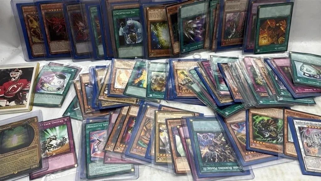 YU-GI-OH trading card lot