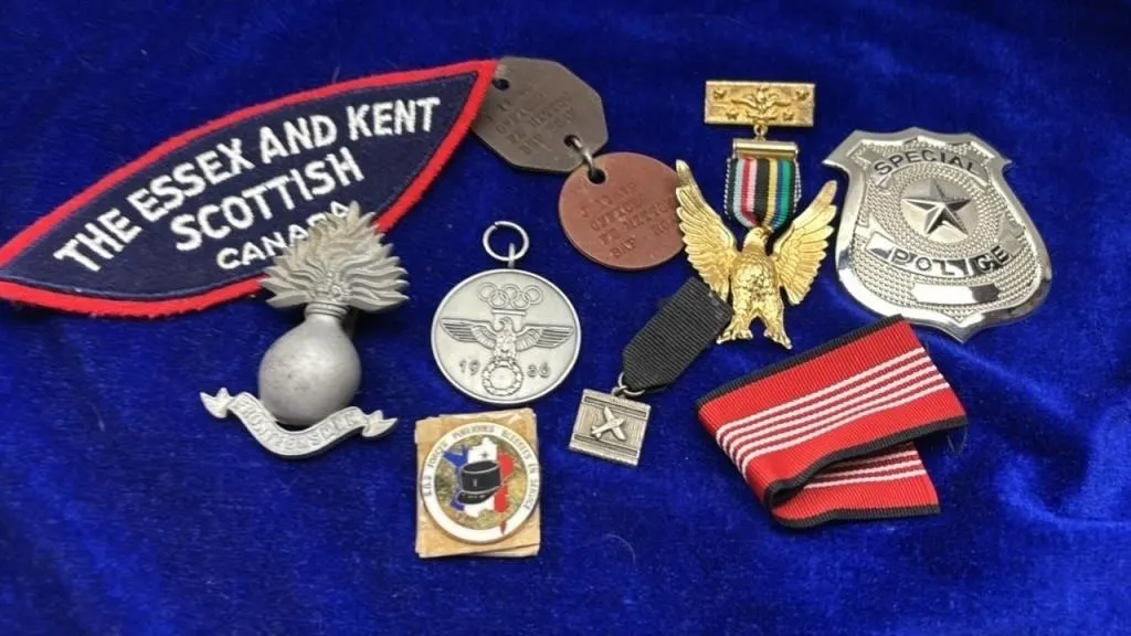 Vintage Military Pin Badge Parch medal lot