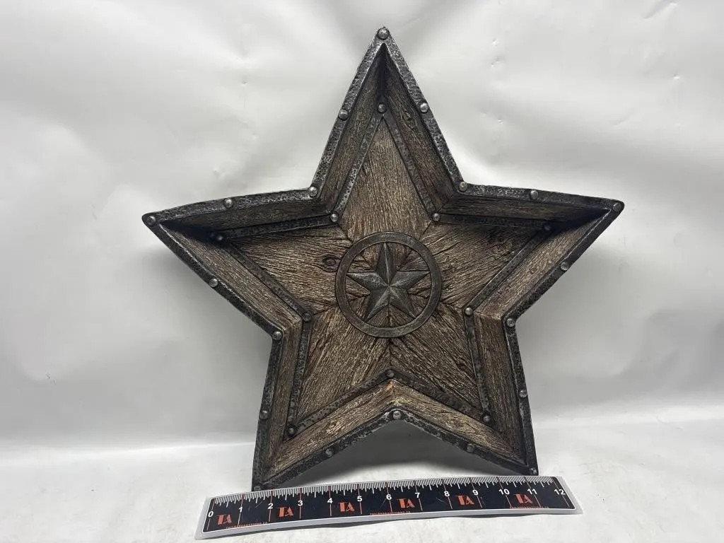 Rustic Metal & Wood Star Wall Decor with Center