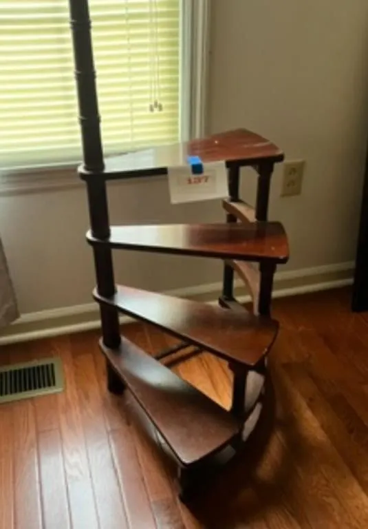 Home Decor Spiral Staircase Display Shelf